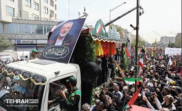 تشییع پیکر شهید اسماعیل هنیه در تهران - 2 15