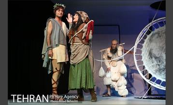 نمایش رویای یک شب نیمه تابستان‎ 2