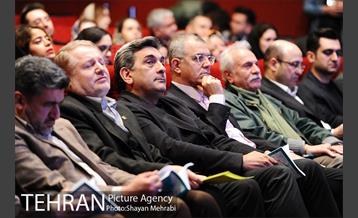 آیین "چراغ خاموشی نیست" با حضور شهردار تهران 33