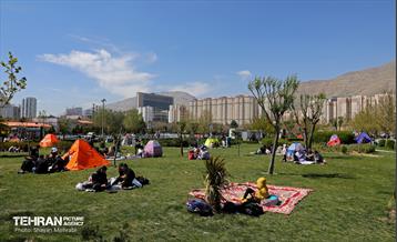 روز طبیعت در دریاچه چیتگر 12