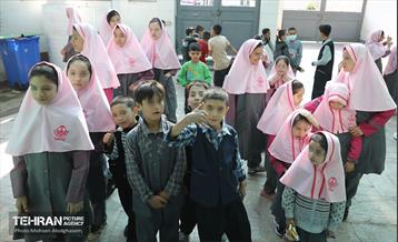 به وقت خدمت؛ مرکز «پویا شهر منطقه 19» ویژه کودکان کار 42