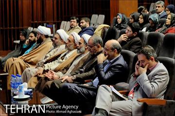 مراسم تجلیل از دانشجویان خانواده های ایثارگران شهرداری 3