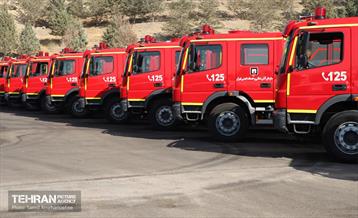 رونمایی از تجهیزات جدید سازمان آتش نشانی تهران  33