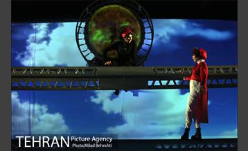 نمایش رومئو و ژولیت‎ 9