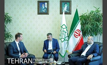 دیدار میهمانان خارجی حاضر در اجلاس جهانی شوراها و شهرداران با رییس مرکز ارتباطات و امور بین الملل شهرداری تهران 5