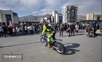 رانـد نهایی مسابقات قهرمانی موتور تریال  4