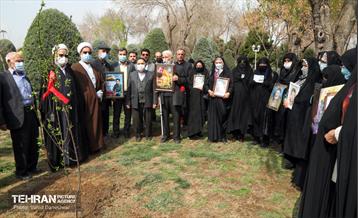 مراسم‌ کاشت نهال در بوستان بهاران منطقه ۱۷