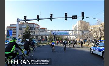 دوچرخه سواری در منطقه 6 به مناسبت هوای پاک 14