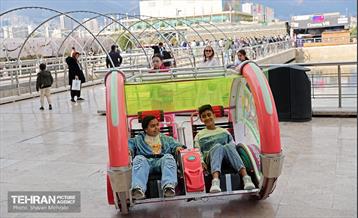 برج میلاد در ایام نوروز 49