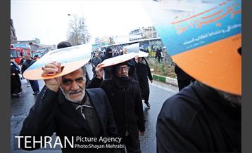 راهپیمایی یوم الله 22 بهمن 1