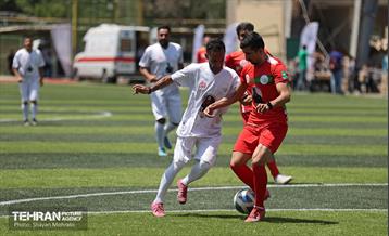 دیدار پیشکسوتان استقلال و پرسپولیس و اصحاب رسانه 18