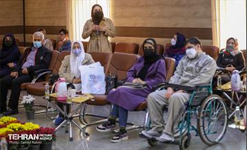 دیدار صمیمی شهروندان دارای معلولیت منطقه 5 با سیدمحمد آقامیری عضو شورا و احسان شریفی شهردار منطقه 5