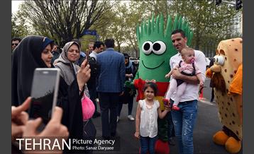 بازدید شهردار تهران از نوروزگاه بلوار کشاورز 1