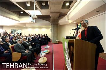 مراسم چهارمین سالگرد درگذشت دکتر صادق آئینه وند 32