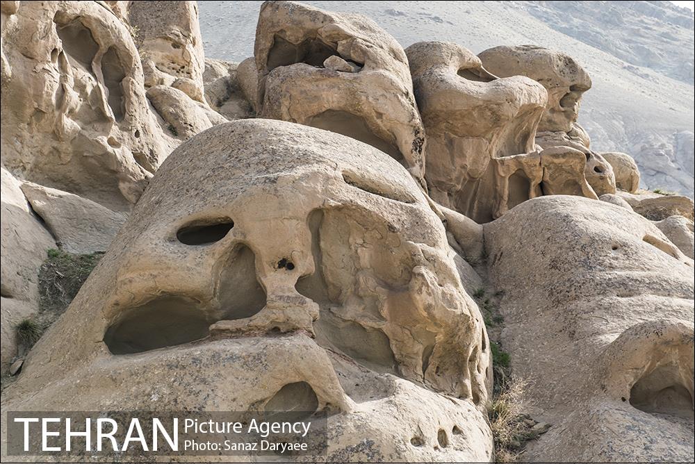 کوه های روستای وردیج 25