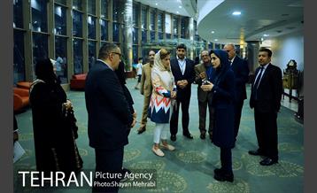 بازدید خبرگزارى هاى آسیا و اقیانوسیه(آوانا) از برج میلاد 4