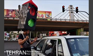 اجراهای خیابانی کمپین از خودمان شروع کنیم 14