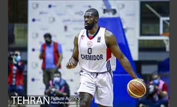 دیدار تیم های بسکتبال شیمیدر تهران و نیروی زمینی 18