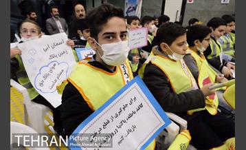 اجرای برنامه تاتر ترافیکی برای کودکان و دانش آموزان در مترو  راه آهن 29