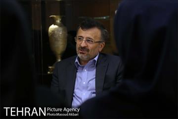 بدرقه دکتر داورزنى از تیم ملى والیبال بانوان  12