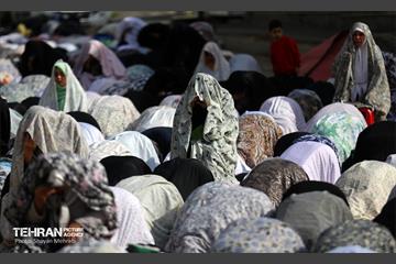اقامه نماز عید فطر در شهرک اکباتان 12