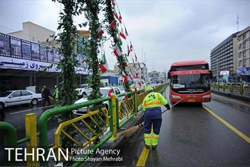 خدمات شهرداری تهران در پایان راهپیمایی یوم الله 22 بهمن 35