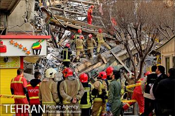 ساختمان پلاسکو فرو ریخت -4 23