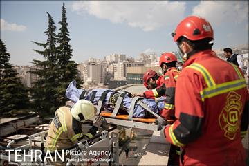 مانور عملیات آتش نشانی در شمال تهران 13
