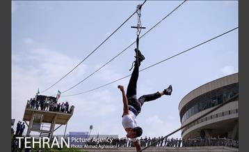 افتتاح زیپ لاین و پل معلق برج میلاد 14