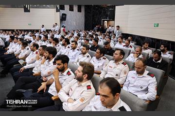 نشست مدیرعامل سازمان آتش‌نشانی تهران با کارکنان 27