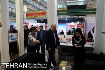غرفه مرکز ارتباطات در پنجمین روز بیست و سومین نمایشگاه مطبوعات  9