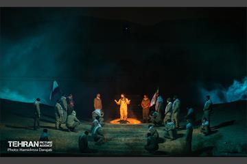 نمایش میدانی جان‌فدا 10
