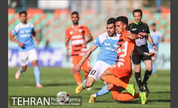 دیدار تیم های سایپا و پیکان 24