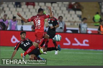 دیدار پرسپولیس و فولاد خوزستان در لیگ برتر فوتبال 13