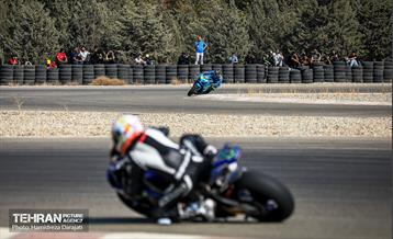راند اول مسابقات موتور ریس آقایان و بانوان 36
