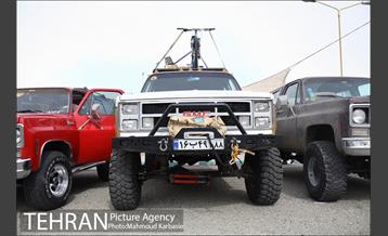 بزرگترین همایش اتومبیلهای دو دیفرانسیل تهران‎ 5