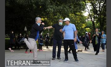 طرح پاکسازی پارک شهر تهران از فیلترهای سیگار  1