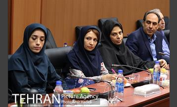 نشست خبری مدیر عامل فروشگاههای زنجیره ای شهروند 6