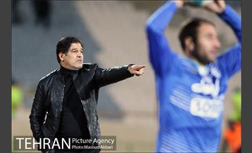 دیدار استقلال و پدیده در لیگ برتر فوتبال