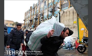 تخلیه اجناس مغازه های باقی مانده ساختمان پلاسکو -2 25