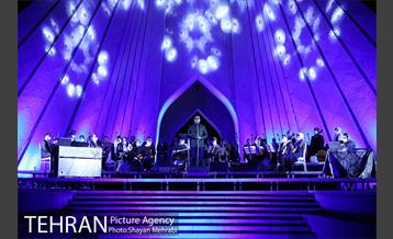 کنسرت آنلاین علیرضا قربانی در میدان آزادی 31