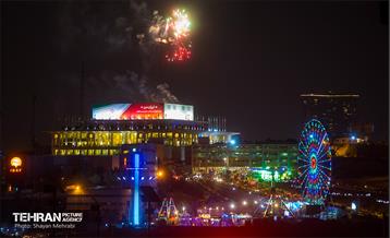 نورافشانی جشن ۲۲ بهمن 16