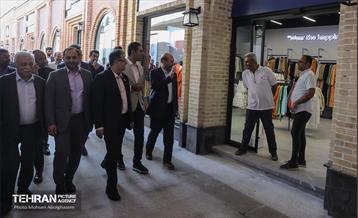 افتتاح مجتمع تجاری و فرهنگی رواق در منطقه عباس‌آباد 8