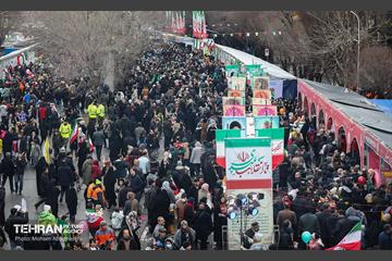 جشن نیمه‌شعبان در میدان ولی‌عصر (عج) - 3 34