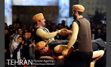 اجراهای خیابانی سی و هفتمین جشنواره تئاتر فجر 29