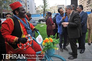 نوروزگاه هنر در پیاده‌راه بلوار کشاورز 28