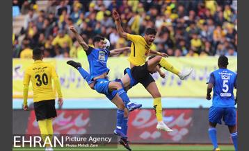 دیدار تیم های استقلال تهران و سپاهان اصفهان 25
