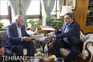 امضاء تفاهمنامه همکاری بین شهرداری تهران و اتاق اصناف تهران  19