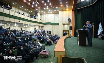 دیدار شهردار تهران با کارکنان شهرداری منطقه 9