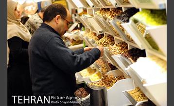 خرید شب یلدا در بازار تجریش 26